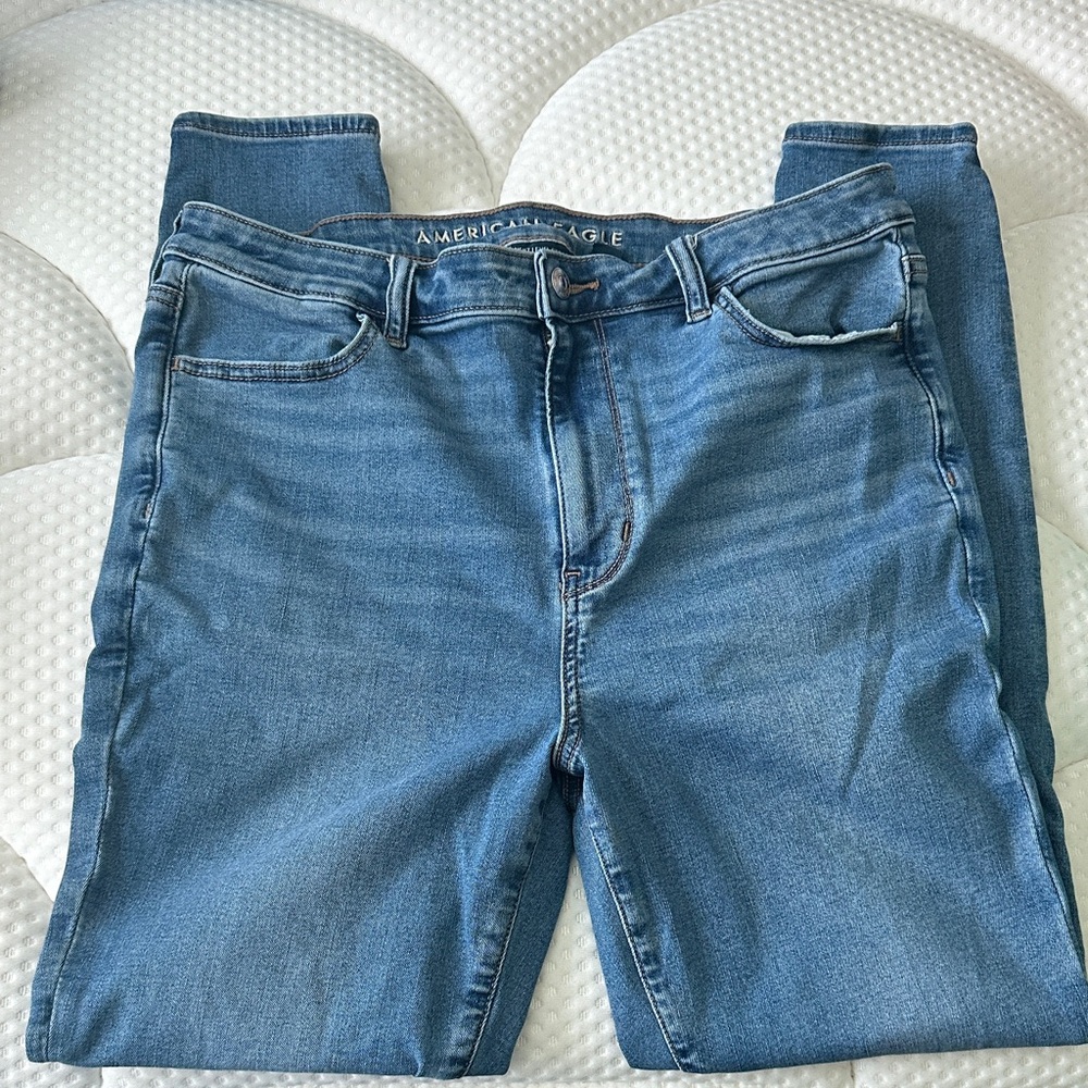 American Eagle Outfitters Super High Rise Jeggings